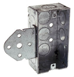 Hubbell-Raco 655 Handy Box, 1-1/2" Deep, 1/2" Kos, w/B-Bracket Hubbell-Raco 655